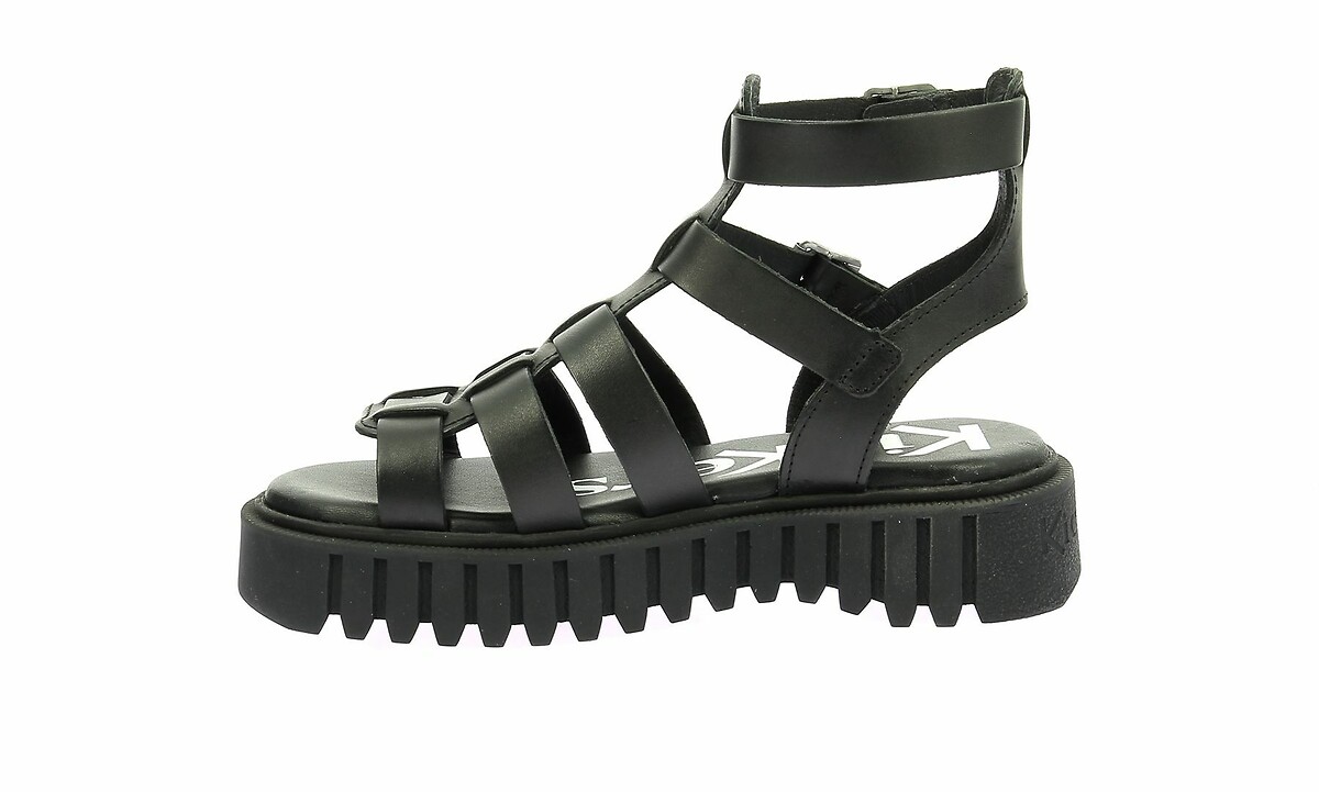 KICKERS<br>Sandálias de couro Kick Fabiola
