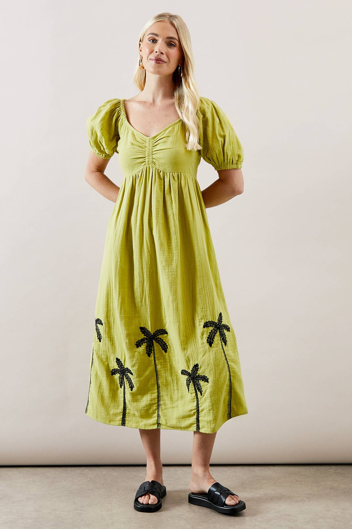 Wallis Robe Midi Texturée Brodée De Palmiers Petite