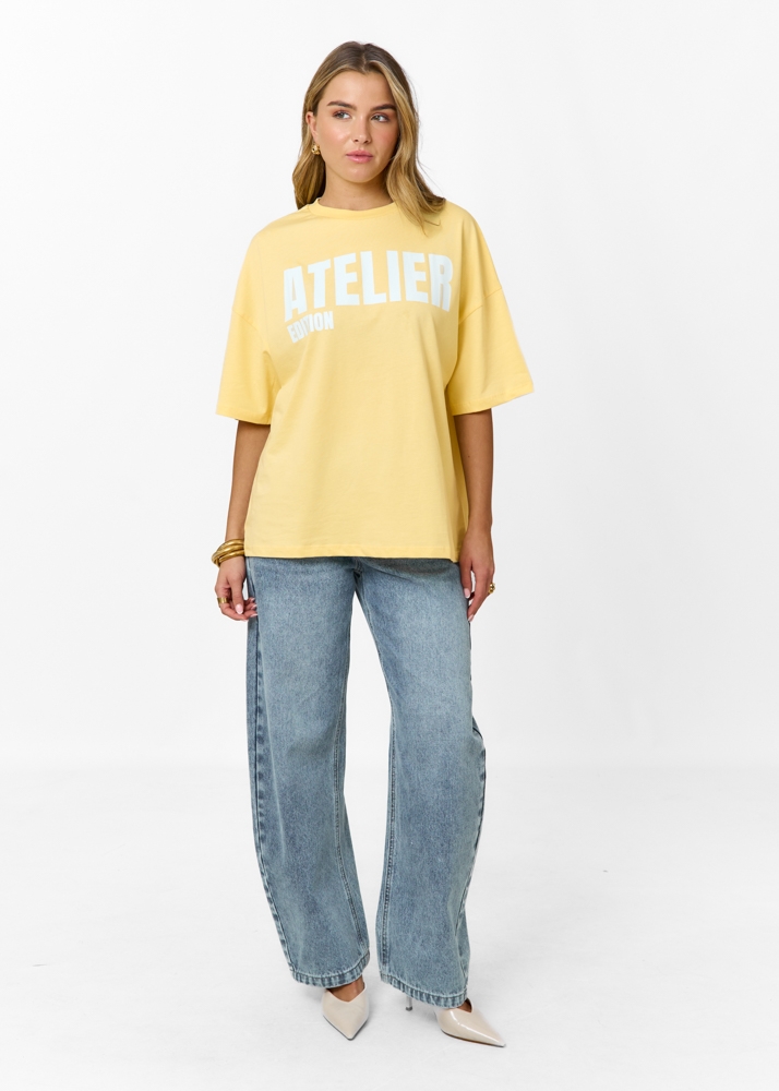 Atelier edition t-shirt geel