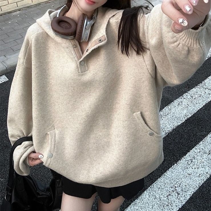 Monroll - Effen gebreide hoodie met drukknopen