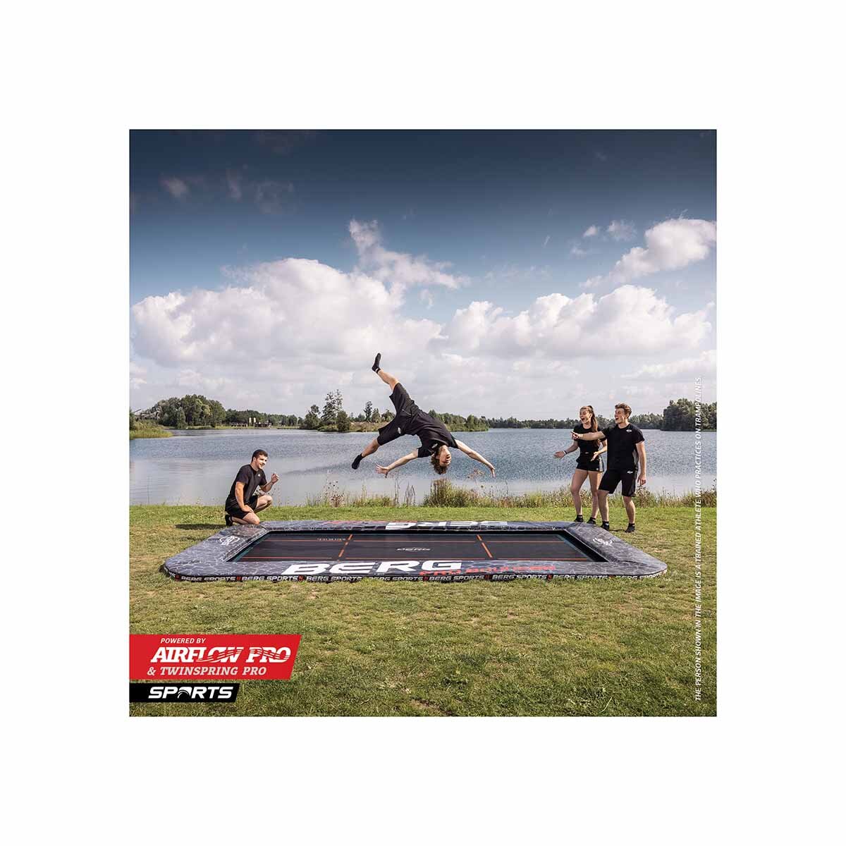 Bergtoys Berg Ultim Pro Bouncer Trampolin Flatground Schwarz 500 cm