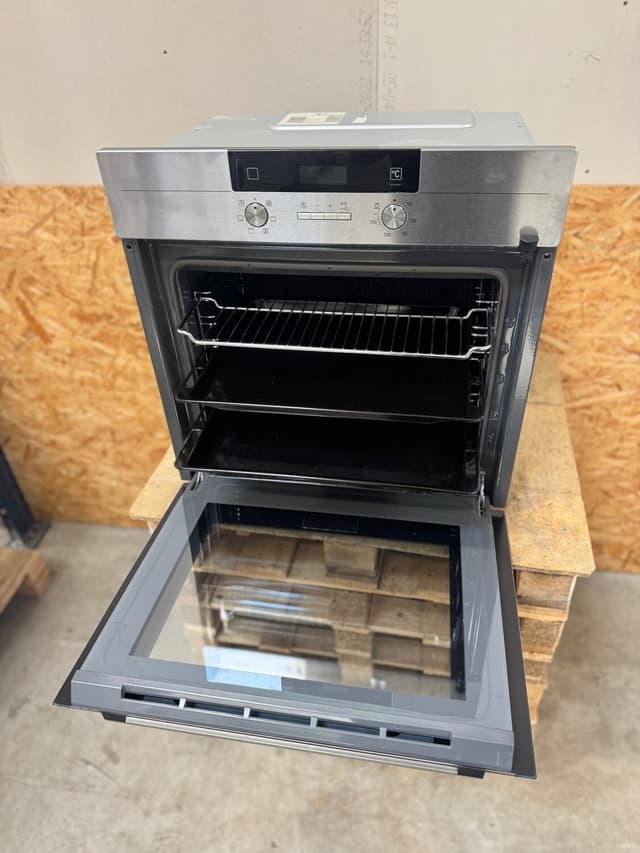 Siemens iQ500 indbygningsovn HB23AB522S
