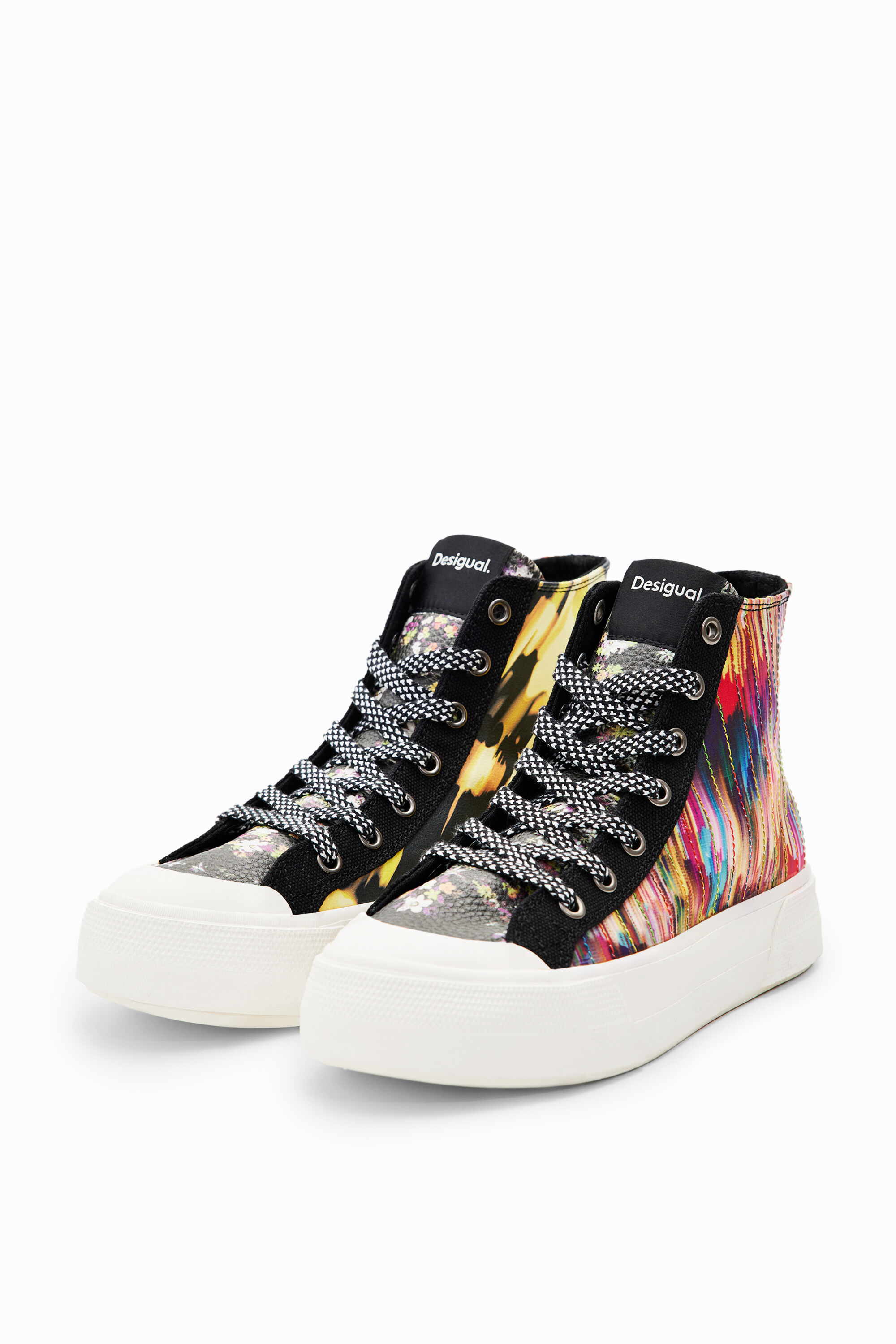 Baskets montantes patchwork glitch