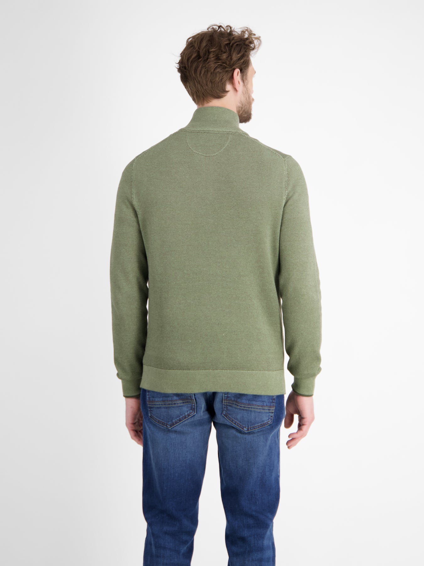 Herren Stricktroyer in lebendiger Optik