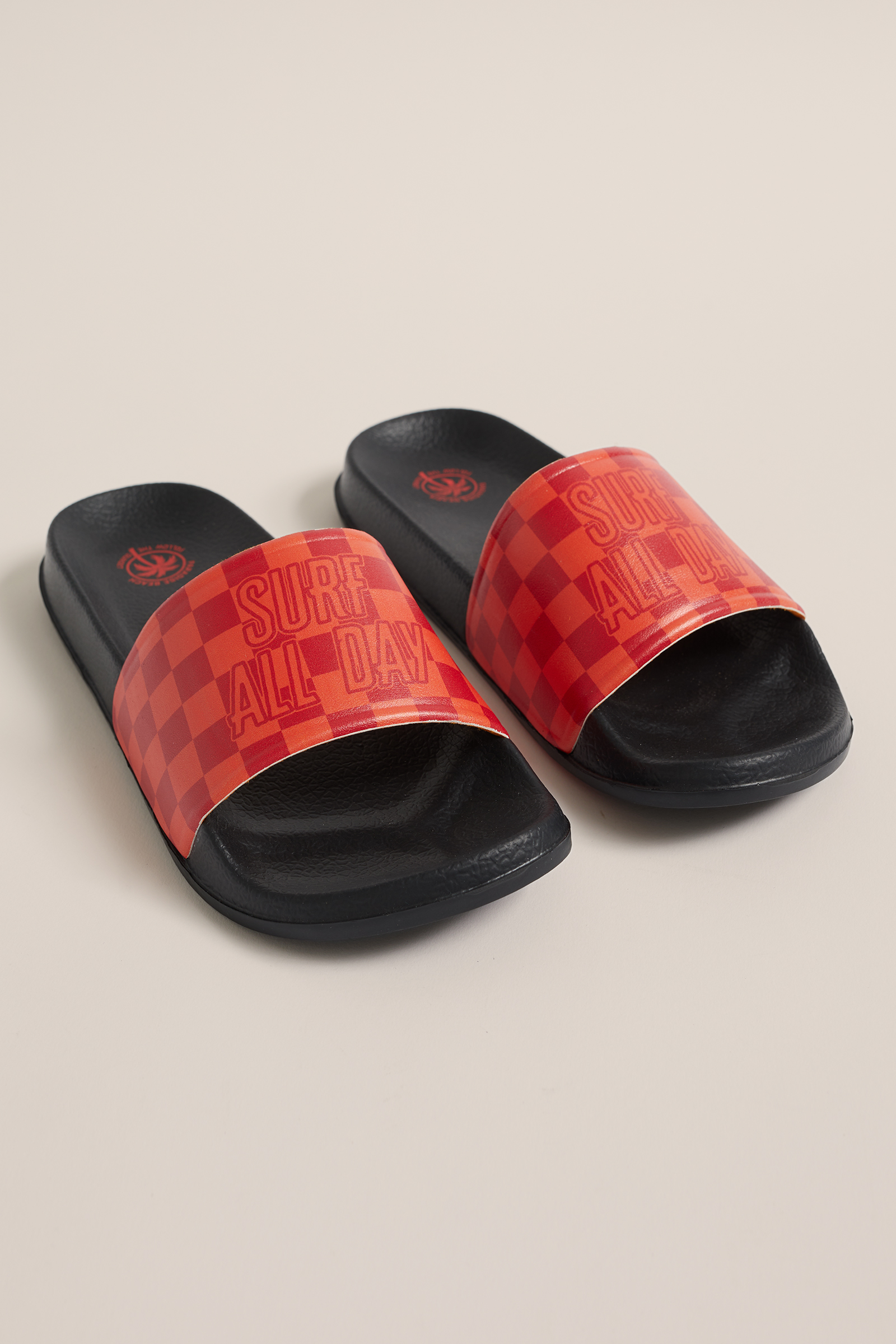 Jongens slippers met dessin WE Fashion Felrood