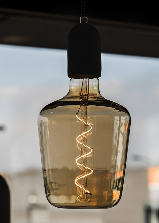Flinders Chianti LED Filament lichtbron E27 4W 1900K goud dimbaar