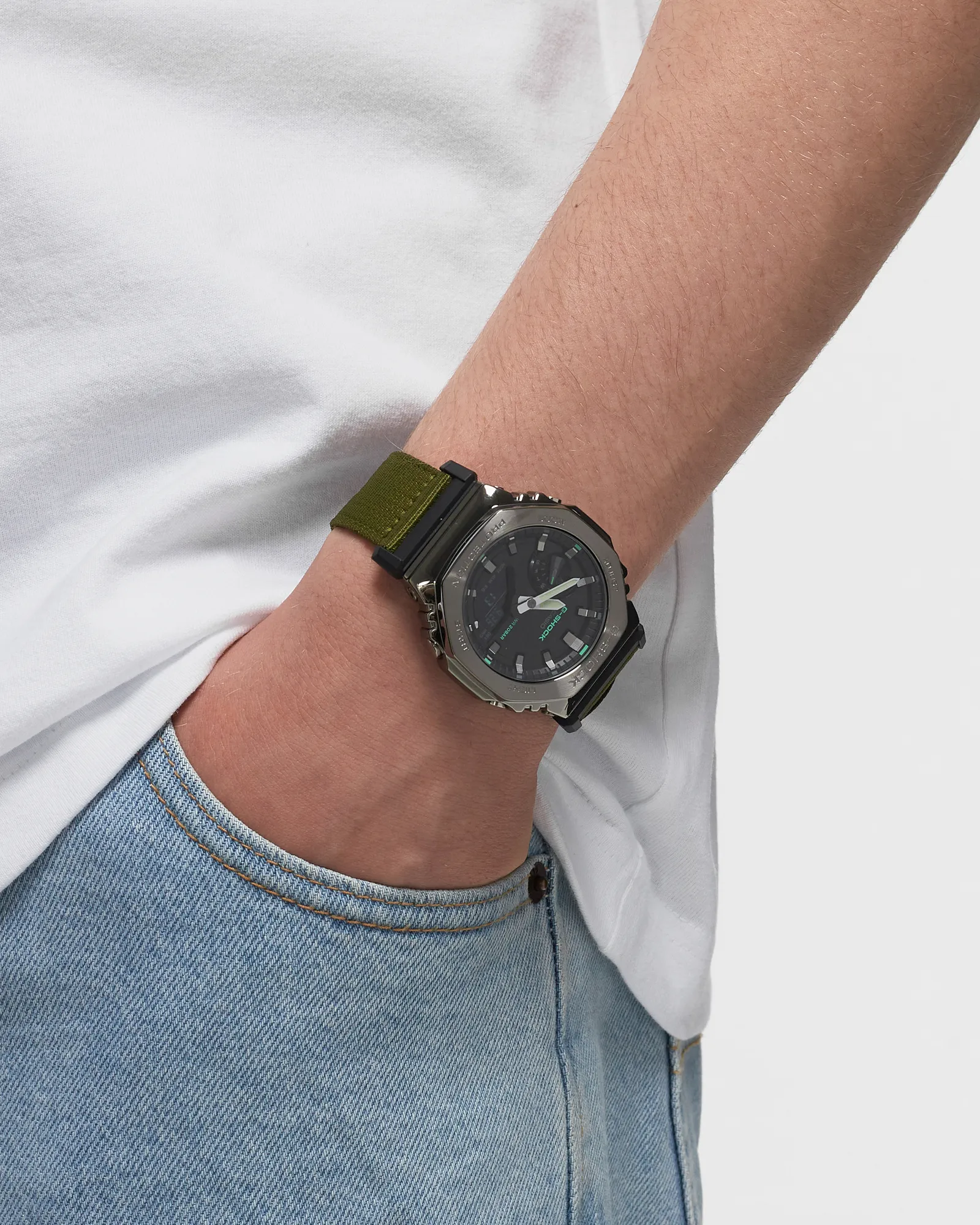 G-SHOCK GM-2100CB-3AER