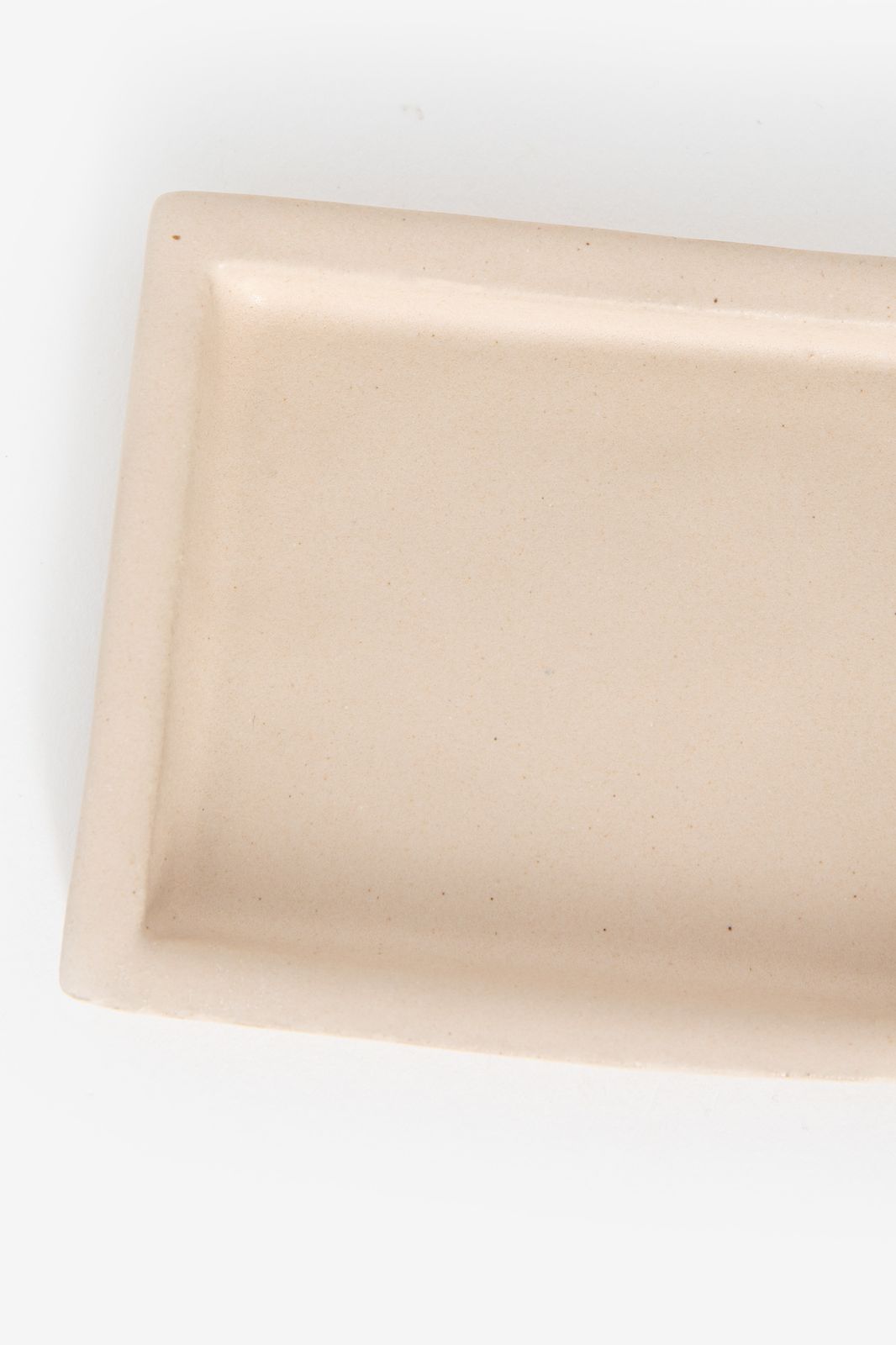 Beige glazed aardewerk schaaltje