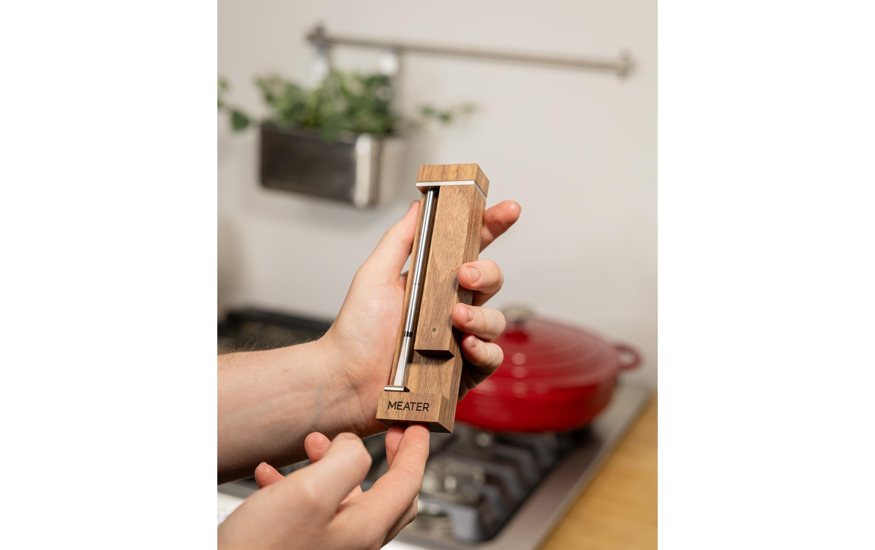 Fleischthermometer ApptionLabs Meater Pro Dunkelbraun<br>Kabelloses und smartes Fleisch-Thermometer für Ofen, Grill, Küche, BBQ Smoker mit Bluetooth 5.2 Coded PHY Long Range Connectivity