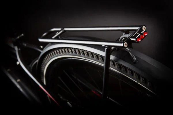 Supernova E3 Tail Light 2 Dynamo Baglygte