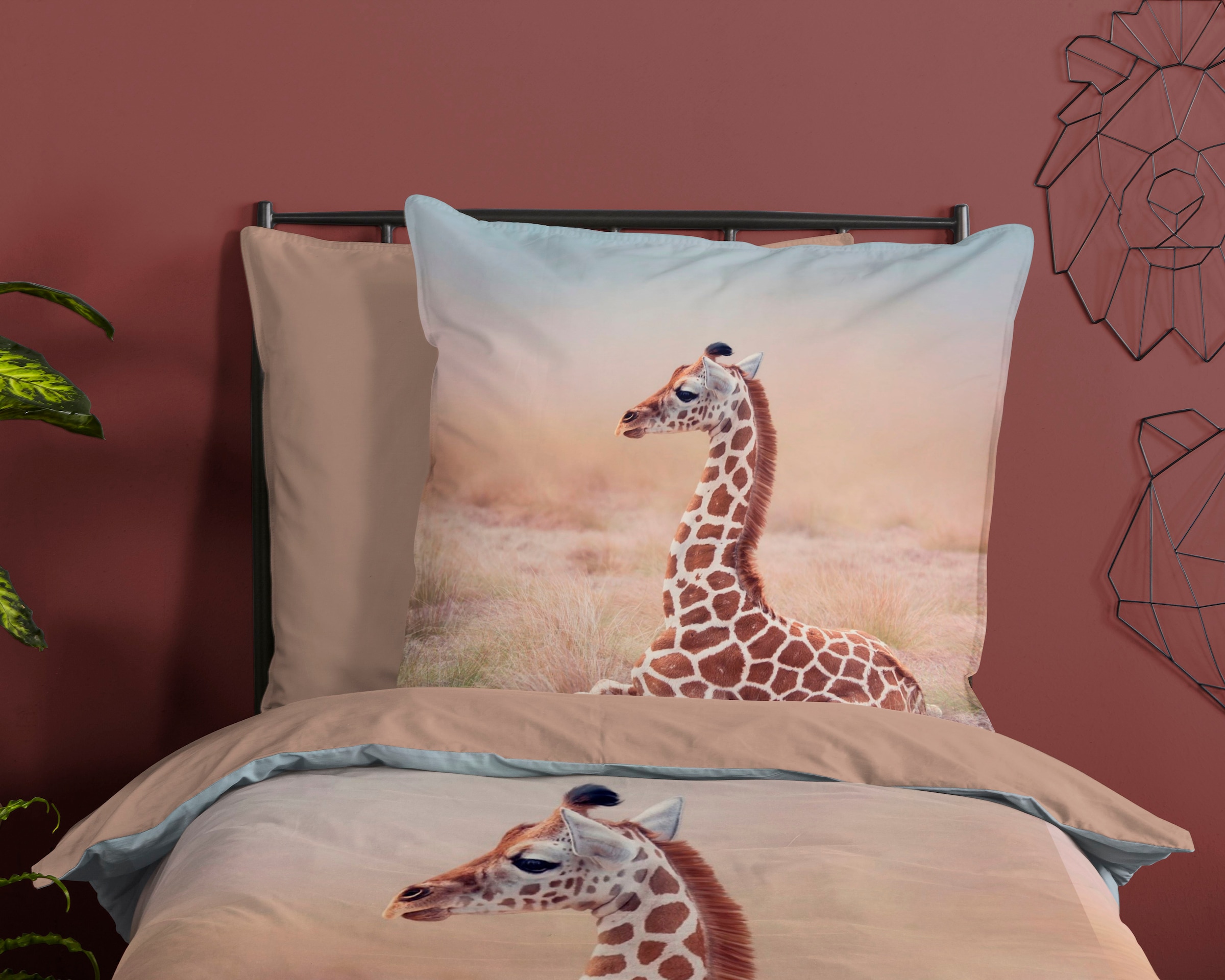 good morning Kinderbettwäsche »Sima« 2 Stk. tlg. Baumwolle, 135x200, Reissverschluss, Wendeoptik, Kind, Giraffe, Sand