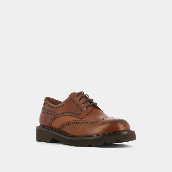 Derbies à lacets et semelles crantées  en cuir cognac