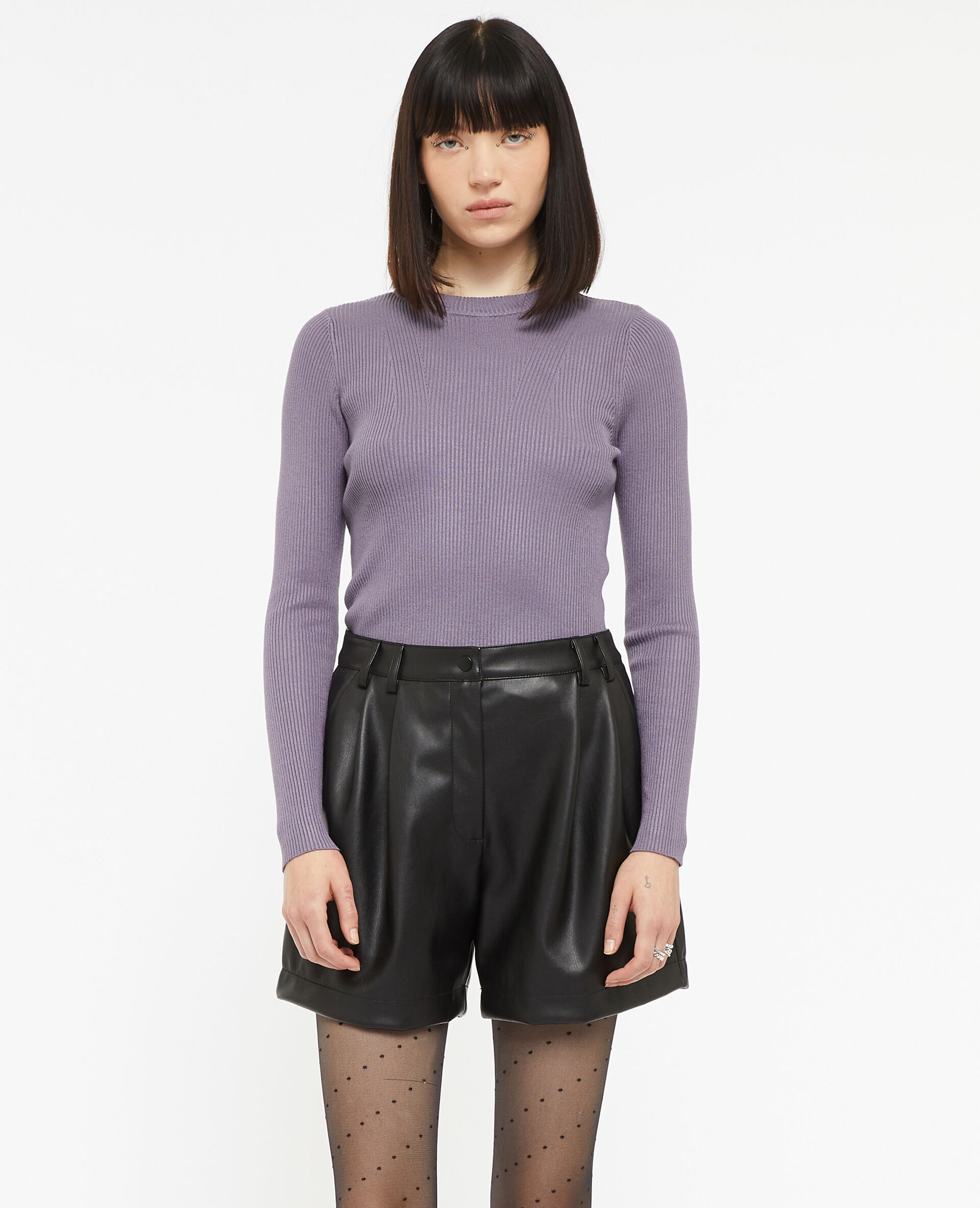 Short taille haute en simili cuir avec pinces - Noir