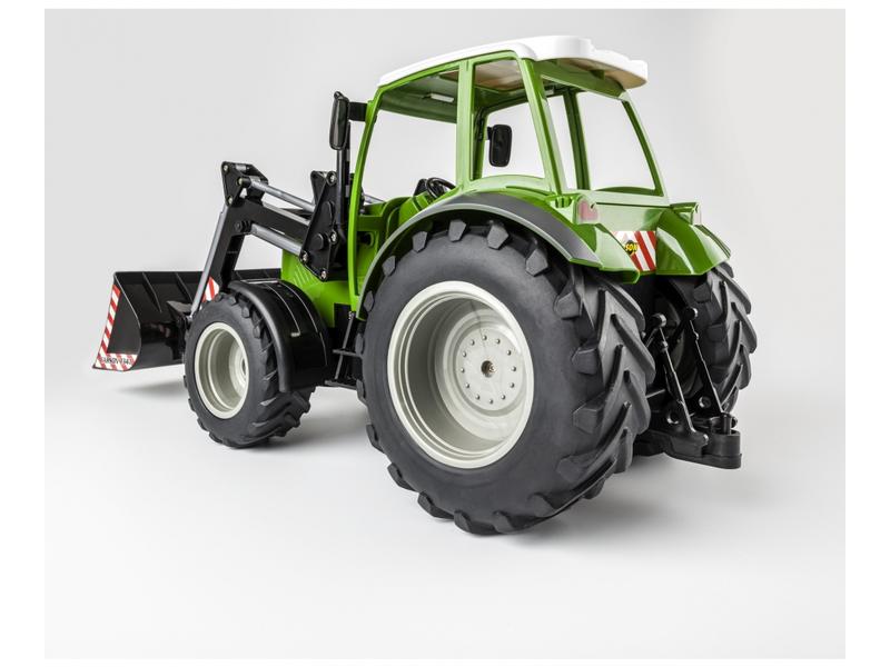 Carson Traktor mit Frontlader Grün, 1:16, RTR Ferngesteuerter Traktor mit funktionsfähigem Frontlader