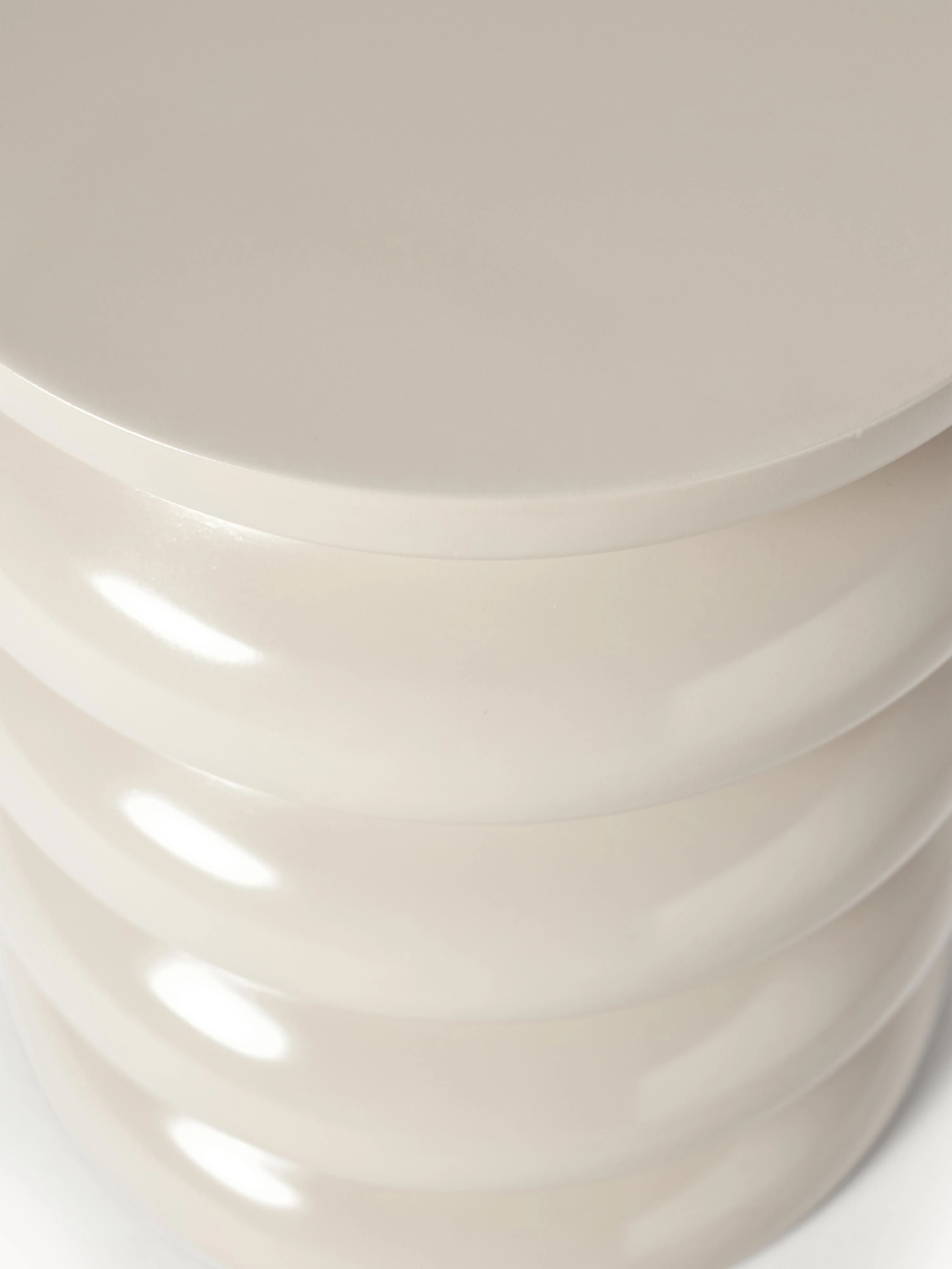 Ronde bijzettafel Illy