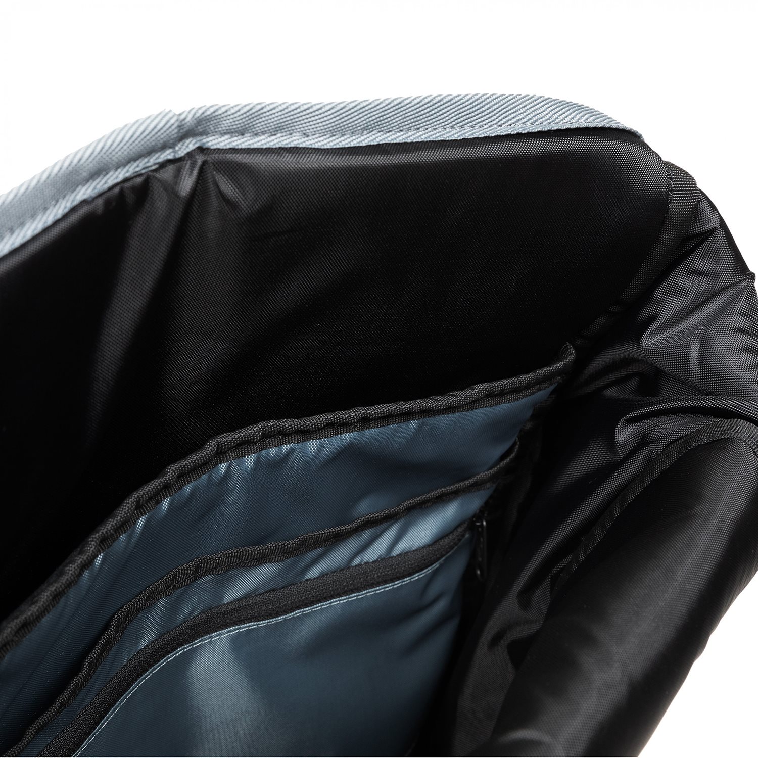 Eastpak Yarin Cnnct F matte storm