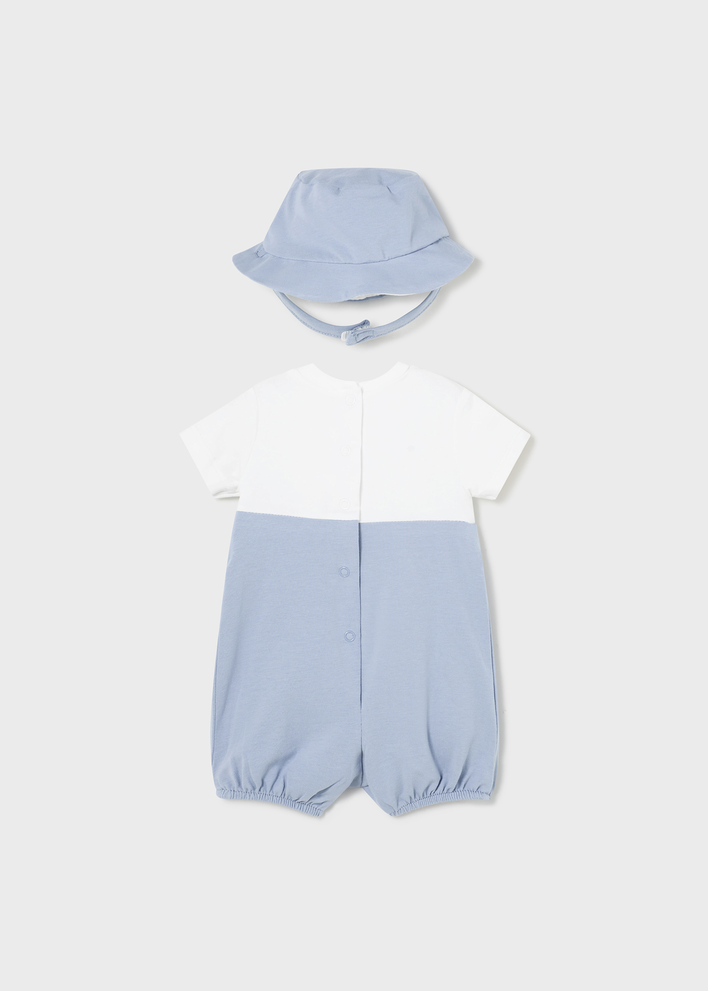 Macacão infantil Better Cotton Jade com gorro.