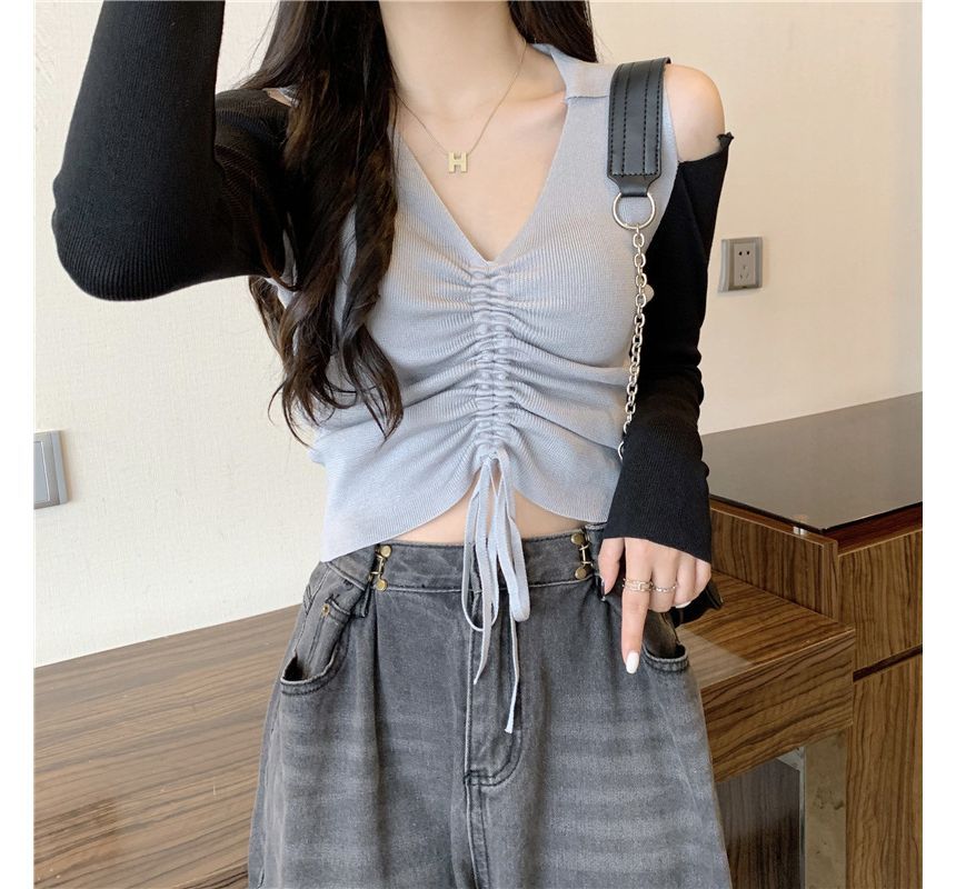 Allinya - Cold-Shoulder Two-Tone Long Sleeve V-neck Drawstring Crop Knit Top