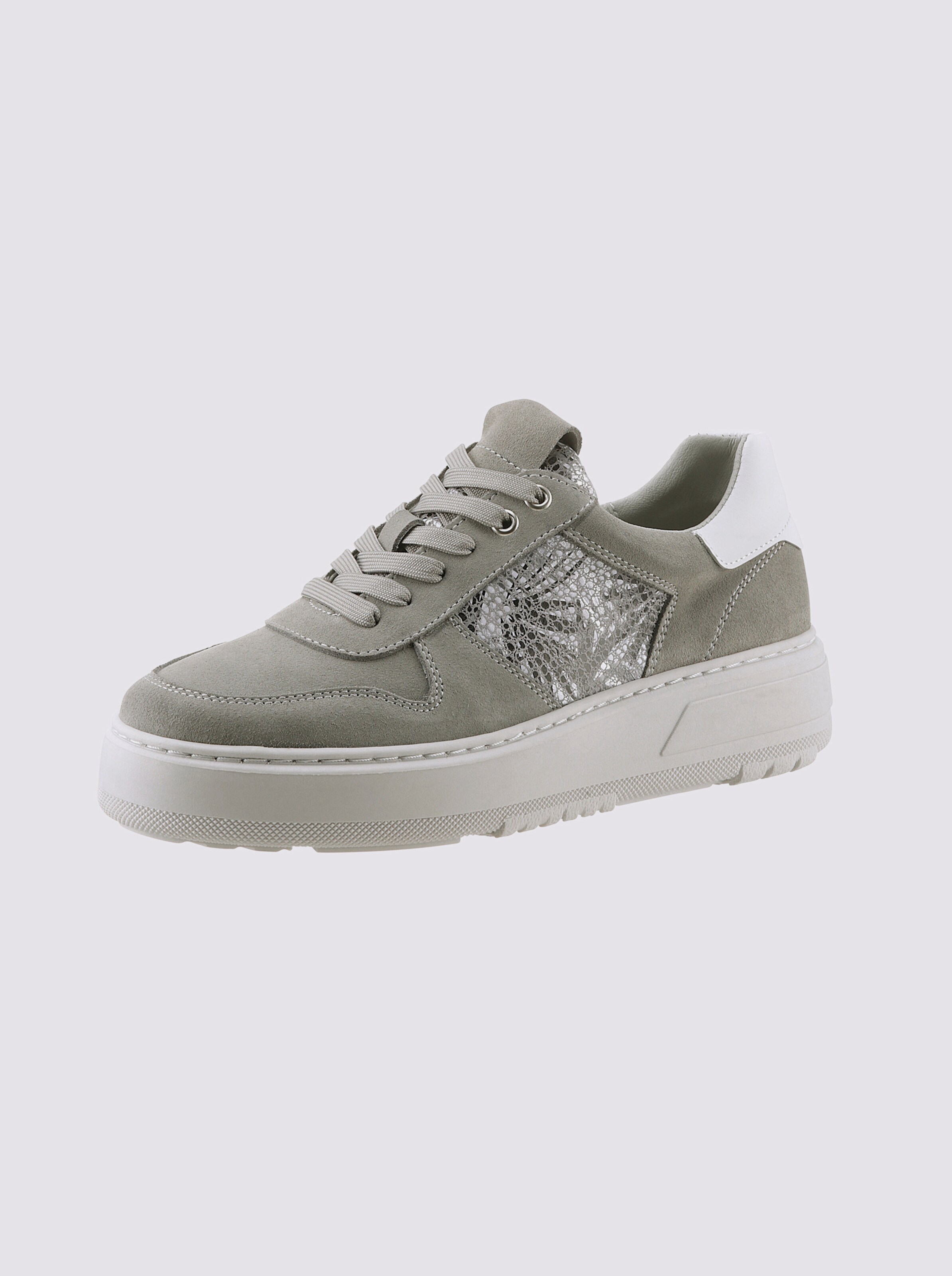 Sneaker