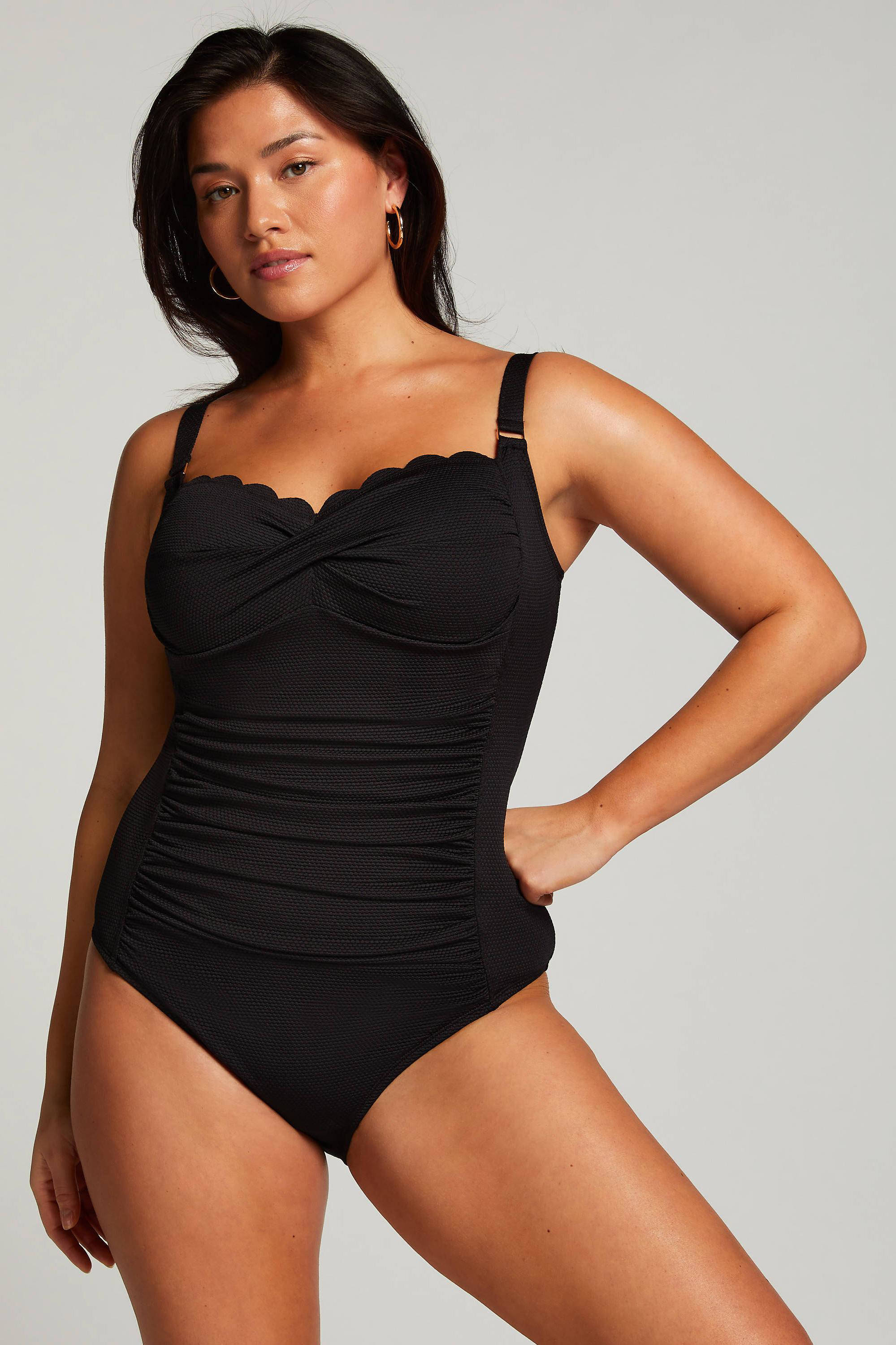 Hunkemöller badpak Scallop met textuur zwart