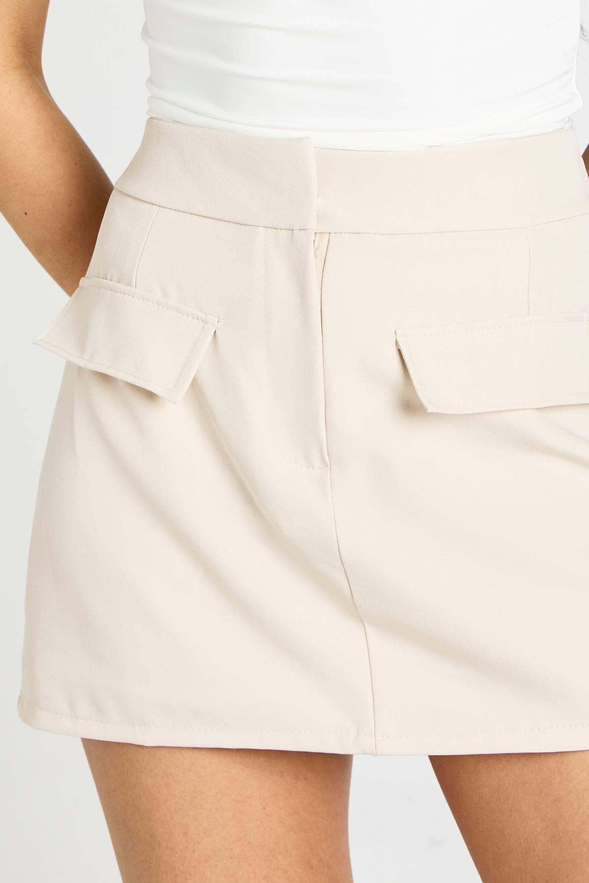boohoo Jupe-short Chiné Avec Détail De Poches Pour Femme Grande Taille