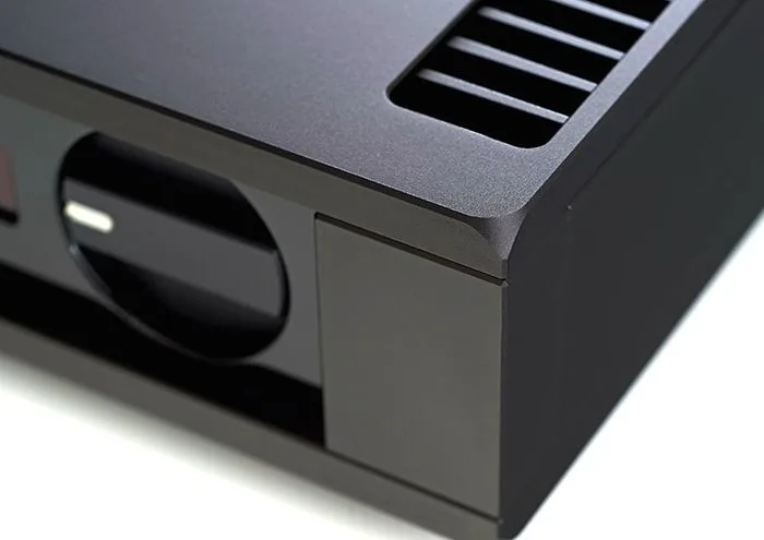 Rega Osiris Noir Amplis hi-fi stéréo