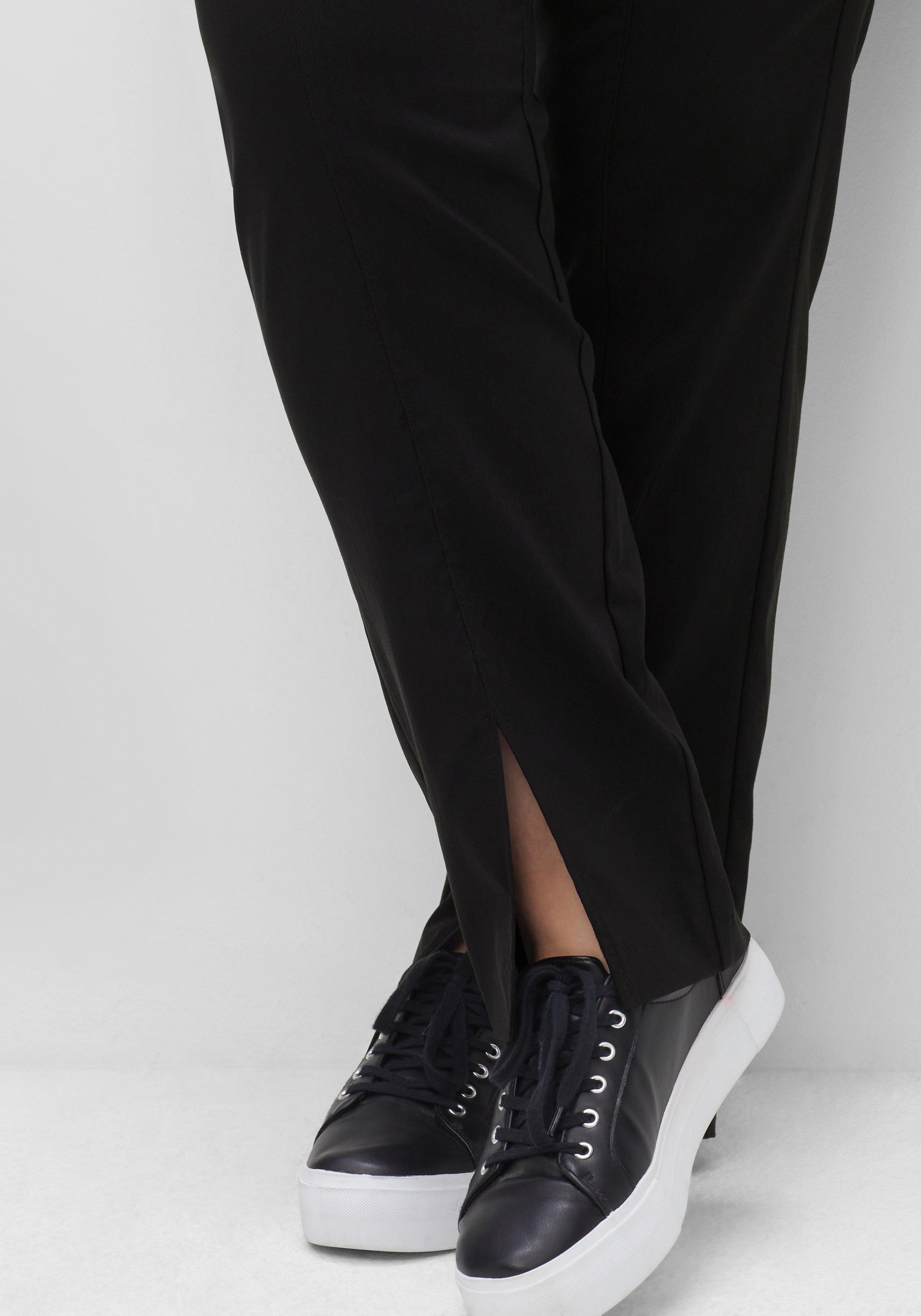 Bengalinhose mit Schlitzen vorn am Saum