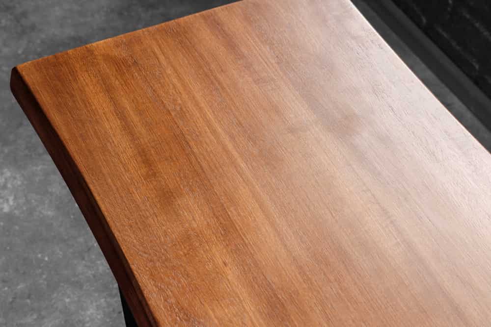 Massive Sitzbank GENESIS 160cm braun Akazienholz schwarz Metallgestell Baumkante