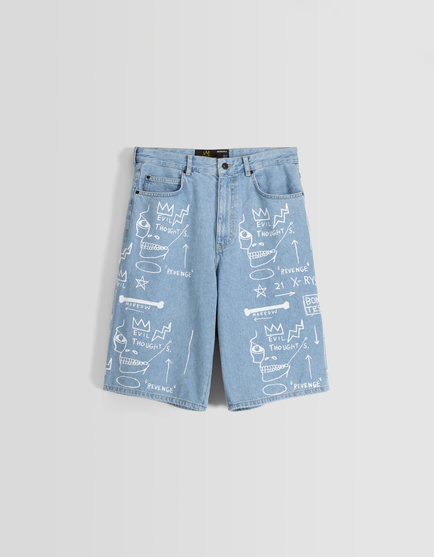 Bermuda jeans com estampa Jean-Michel Basquiat