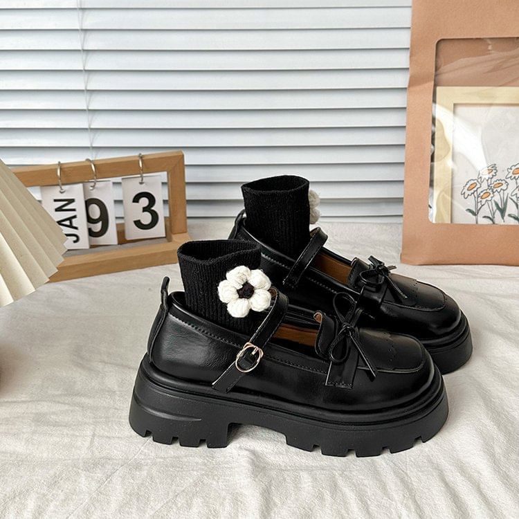 Gordong - Mary Jane pumps met strik en dikke hak