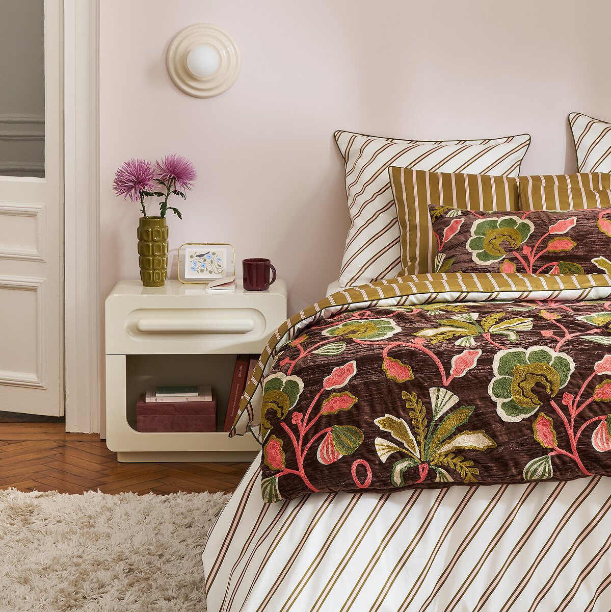 LA REDOUTE INTERIEURS<br>Mesinha de cabeceira Newcool