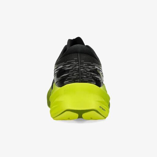 ASICS Novablast 3