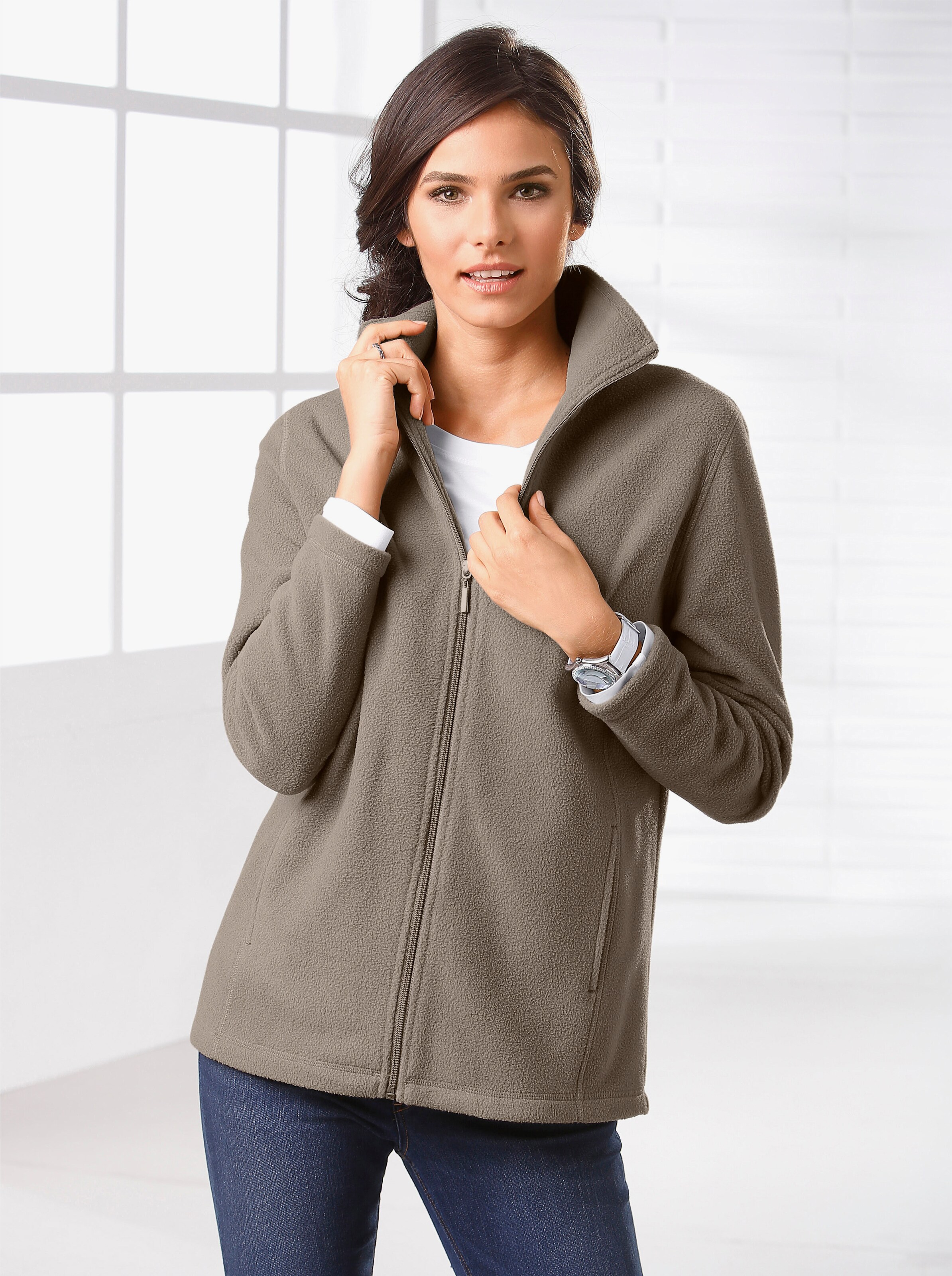 Fleecejacke mit zwei Taschen