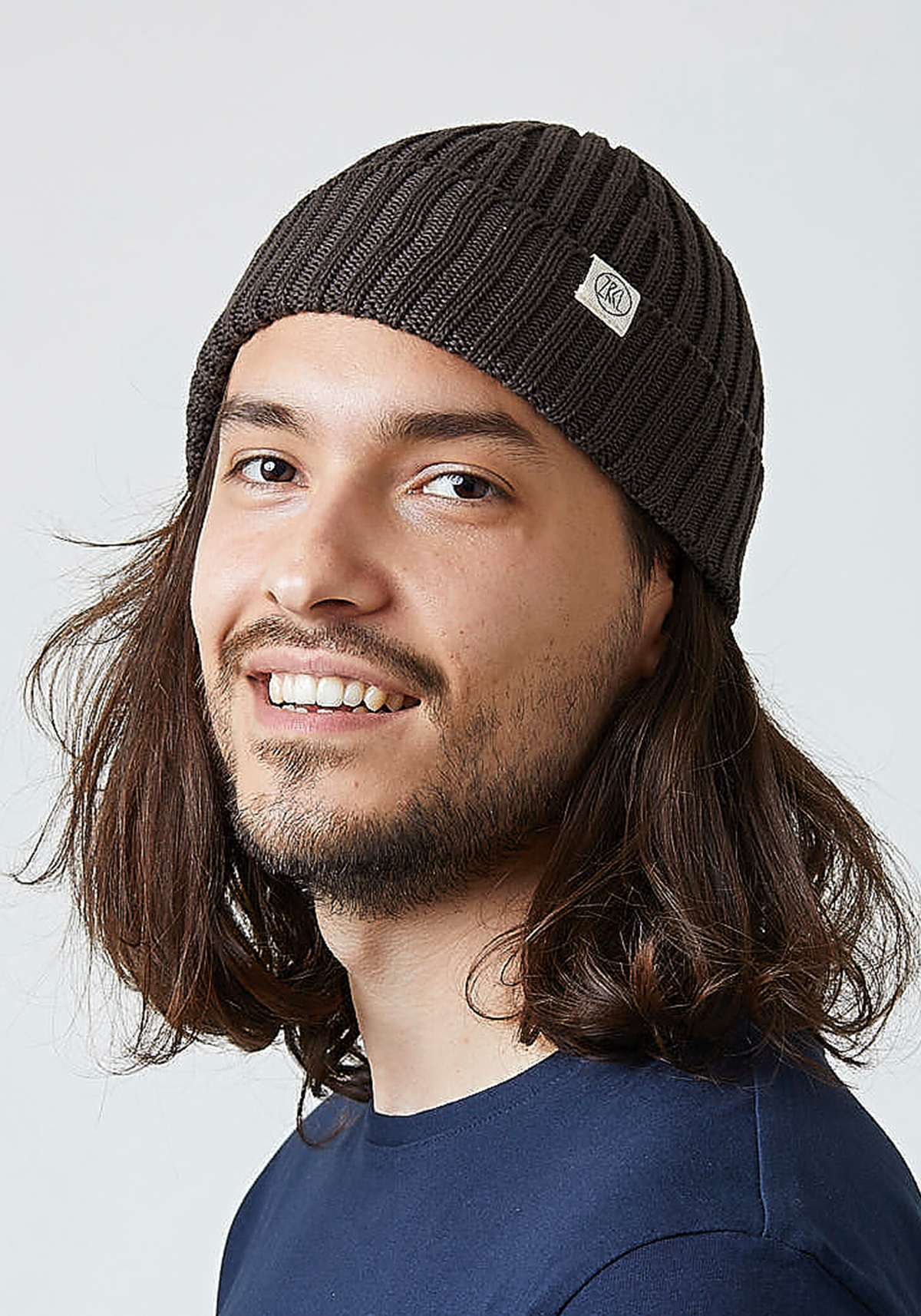 WE ARE ZRCL Beanie Snugly Short Swiss Edition Dark Brown