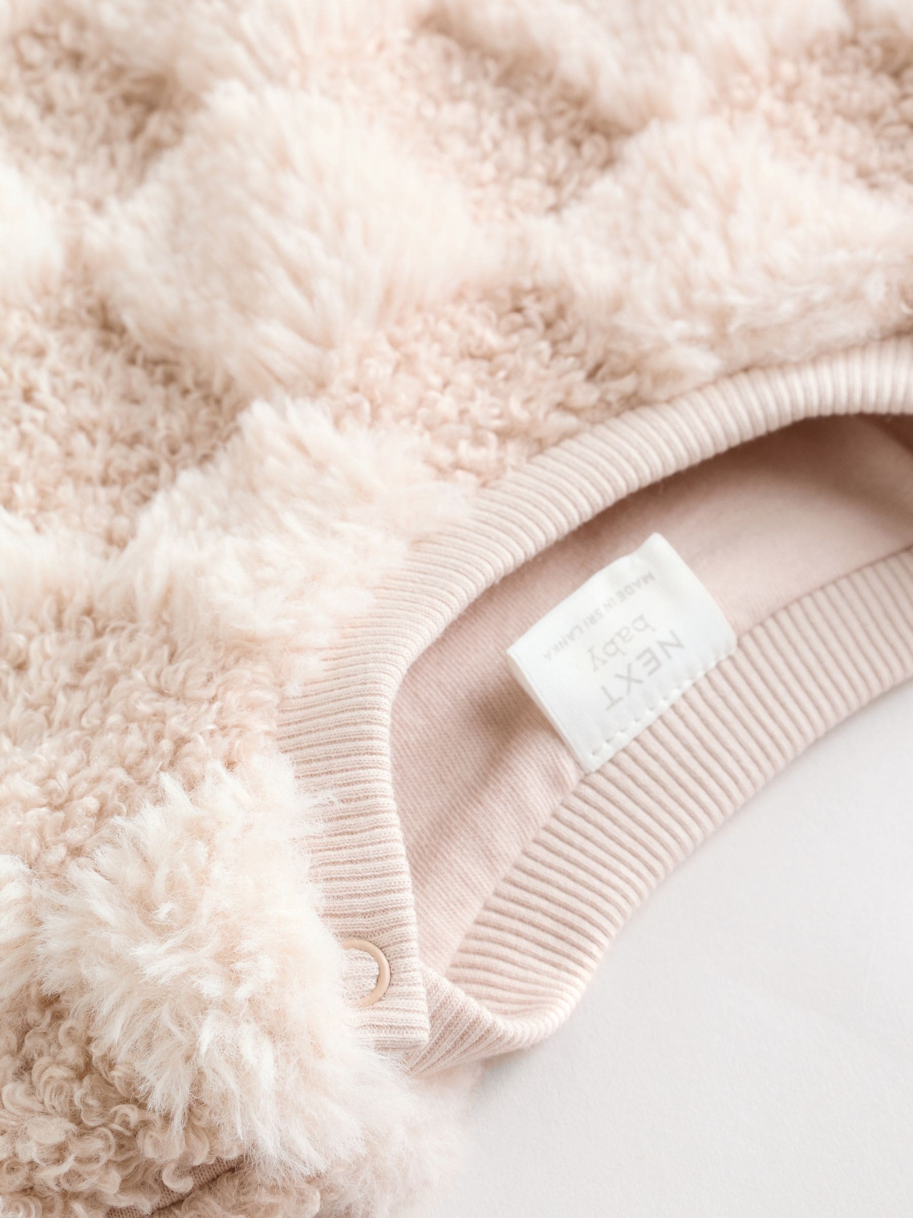 Neutraal met dambordmotief - Set van fleece top en joggingbroek voor baby's (0mnd -2jr)