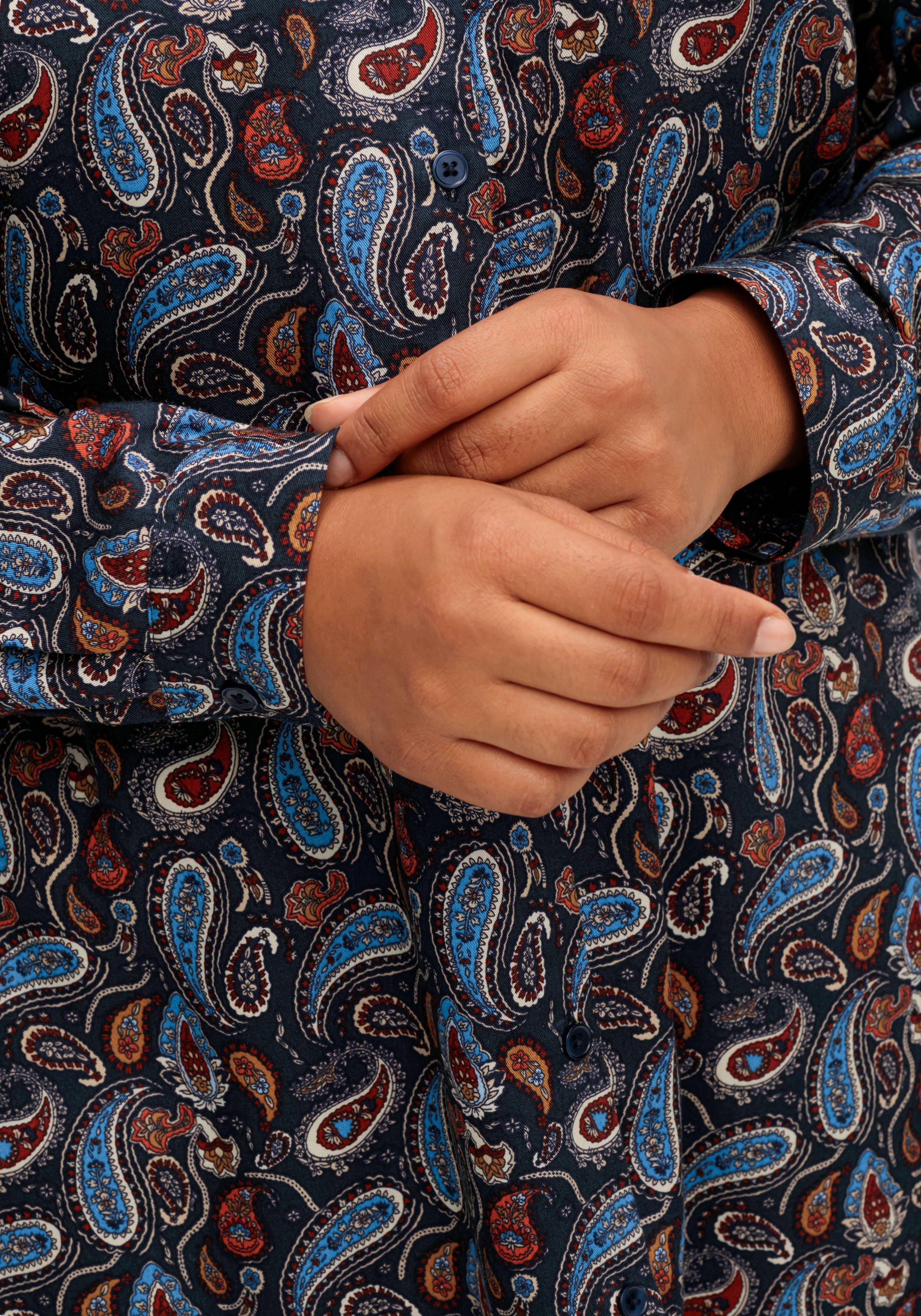 Longbluse in Zipfelform, mit Paisleymuster