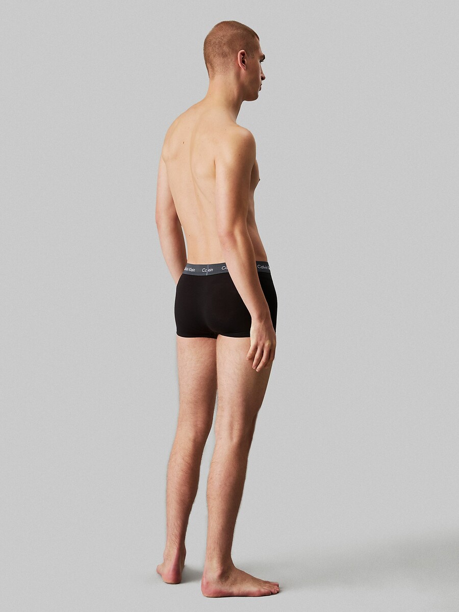 CALVIN KLEIN ROUPAS ÍNTIMAS<br>Conjunto de presente com 5 cuecas boxer lisas de cintura baixa