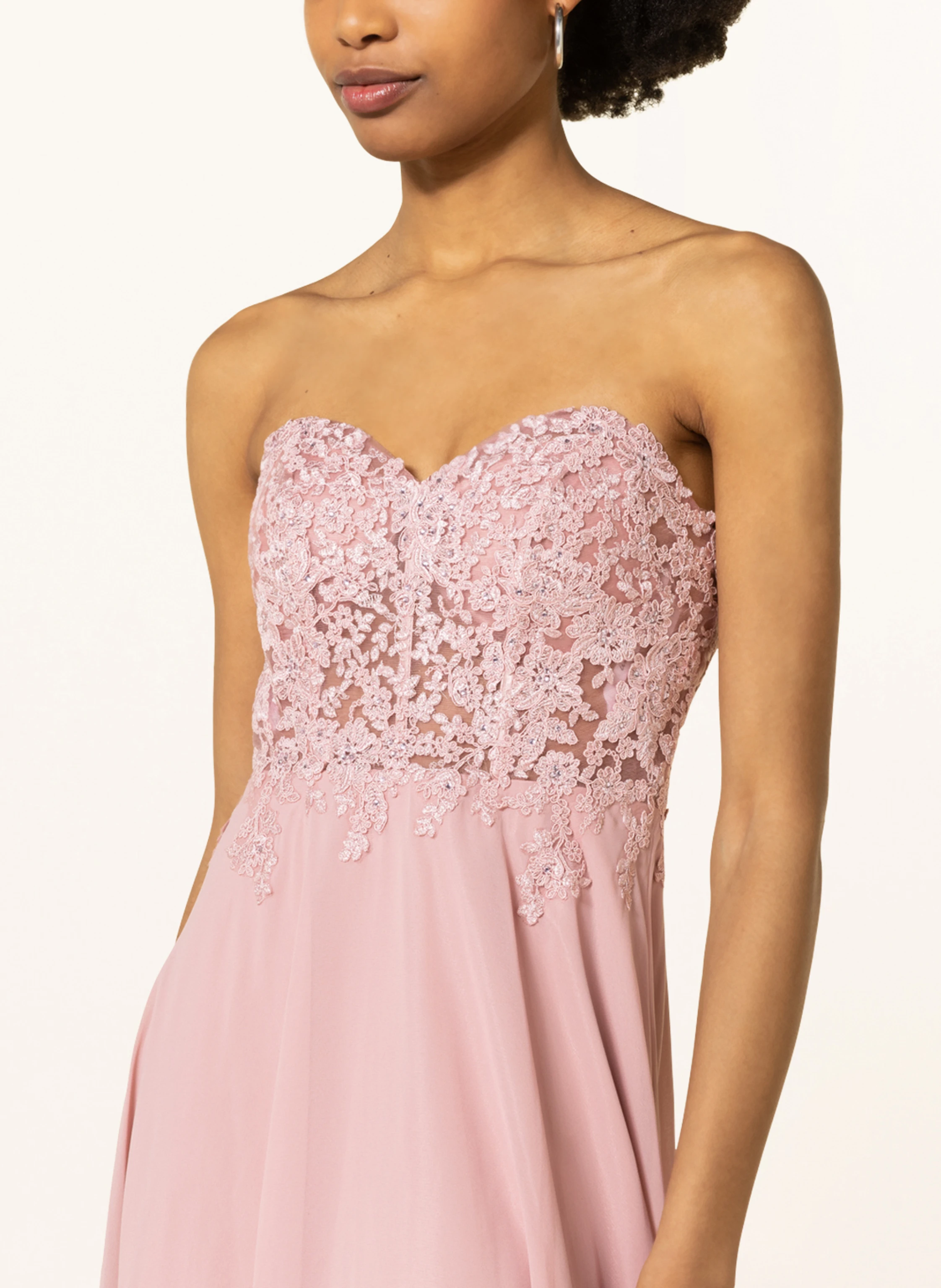 unique Abendkleid mit Schmucksteinen