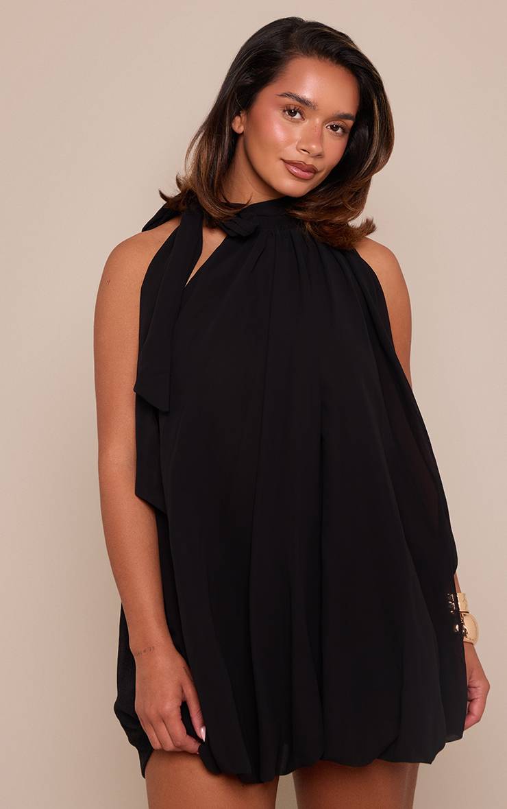 Noir Robe Mini Bouffante En Mousseline Avec Nœud Au Cou