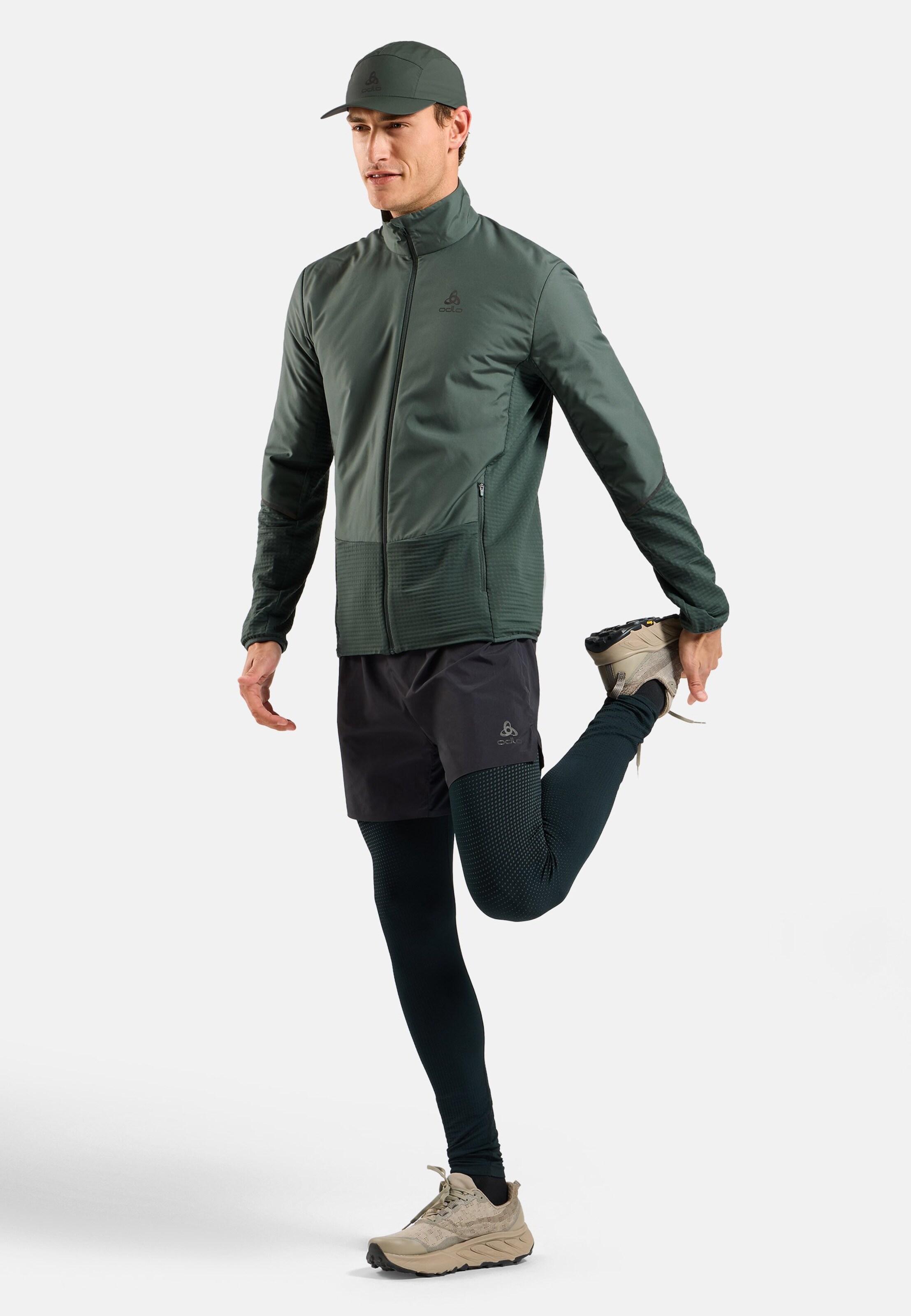 Essentials Insulator Hybrid-Laufjacke in urban chic