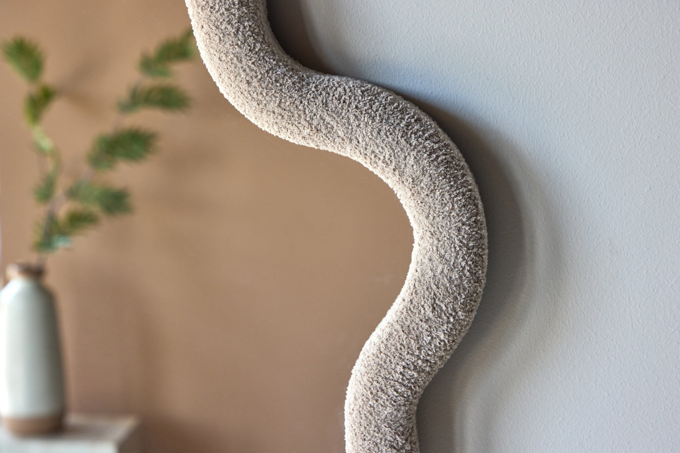 FjÃ´rd - Spiegel Beige Bouclé - 70x70x3,5cm - Kungsbacka