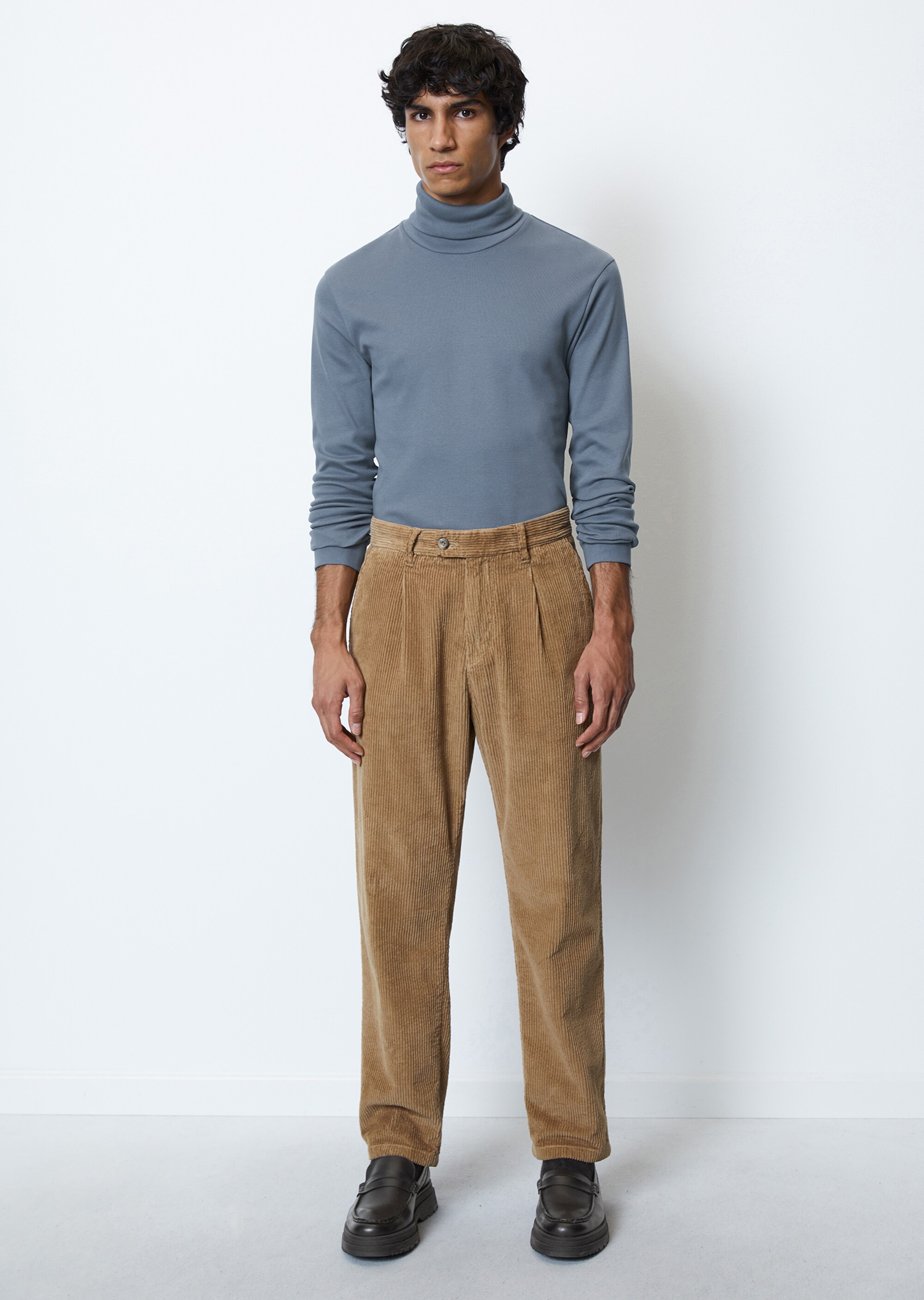 DfC Longsleeve shaped mit Rollkragen