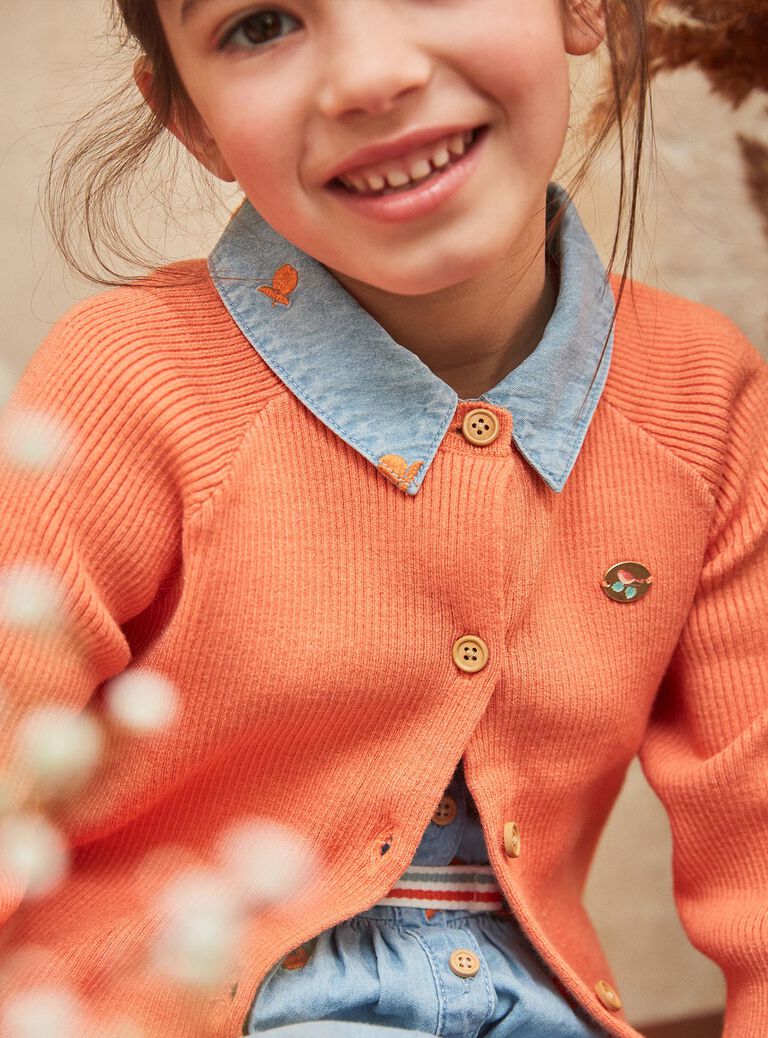 Cardigan orange en tricot