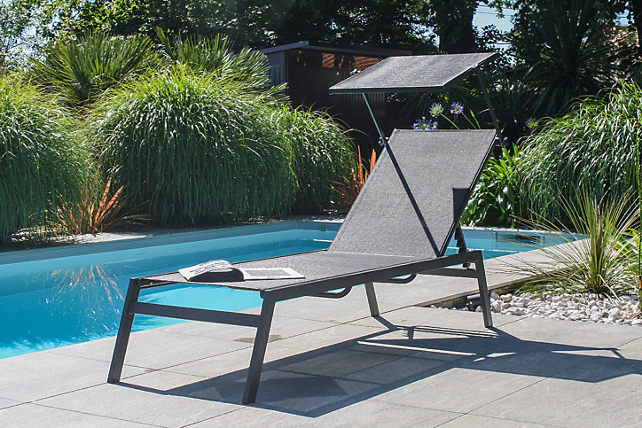 Bain de soleil avec brise soleil Toscane DCB Garden aluminium et textilène noir L 203 x l 63 x H 37,5/120 cm