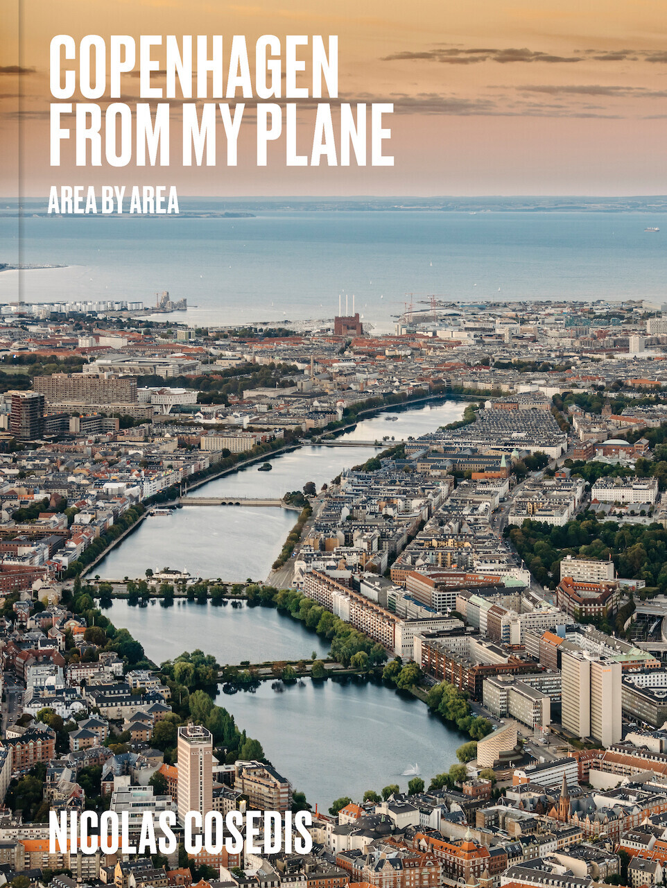 Copenhagen From My Plane - Nicolas Cosedis - English Book
