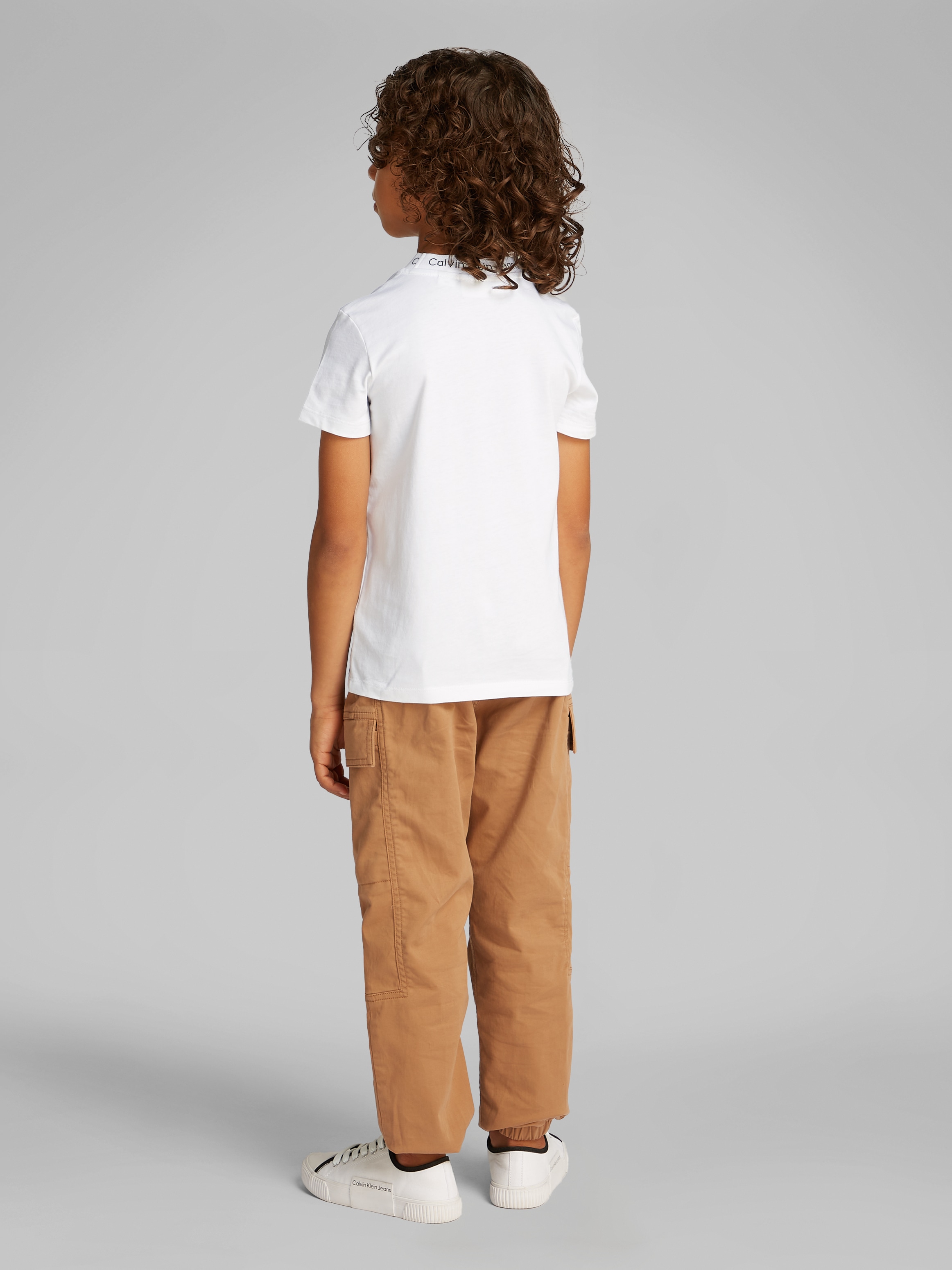 Calvin Klein Jeans T-Shirt »INTARSIA 2-PACK SS T-SHIRT«, 2er Packung, für Kinder bis 16 Jahre, Logo-Schriftzug
