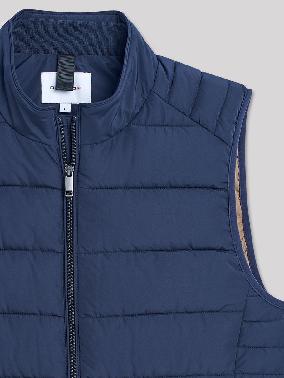 Gilet sans manches col montant