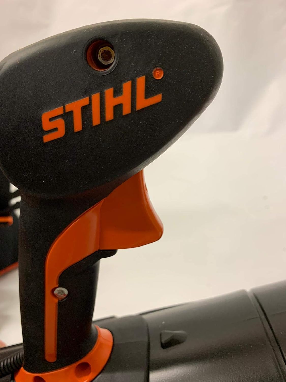 Stihl BR 800 C-E Profi-Laubbläser Benzin, rückentragbar, 4-Mix-Motor | Laubgebläse Blasgerät, Kabelgebunden