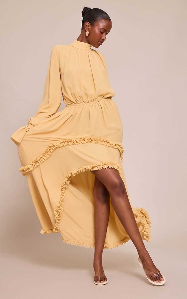Moutarde Robe Longue En Mousseline À Col Montant Avec Détails À Volants