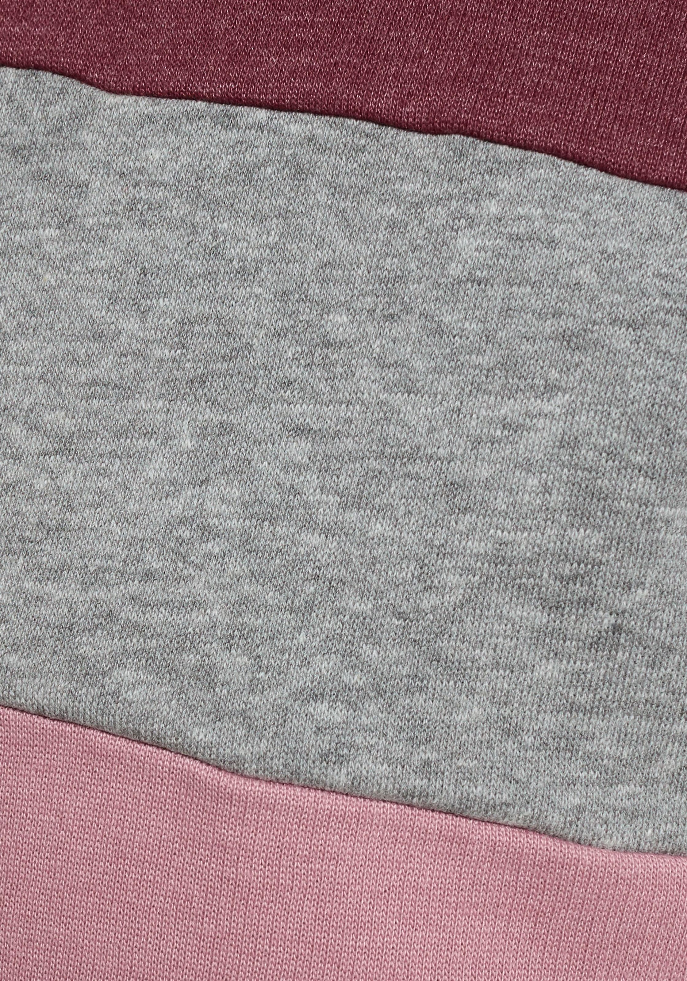 KIDSWORLD Sweatkleid Eingrifftaschen lang,  sportliches Streifendesign,  aus Baumwollmischung,  Langarm